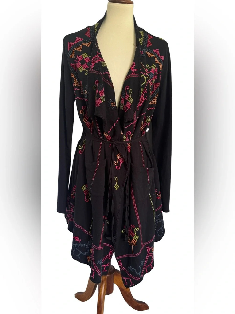Biya By Johnny Was Black Embroidered Tie Closure with Pockets Cardigan Size M - Picture 2 of 10